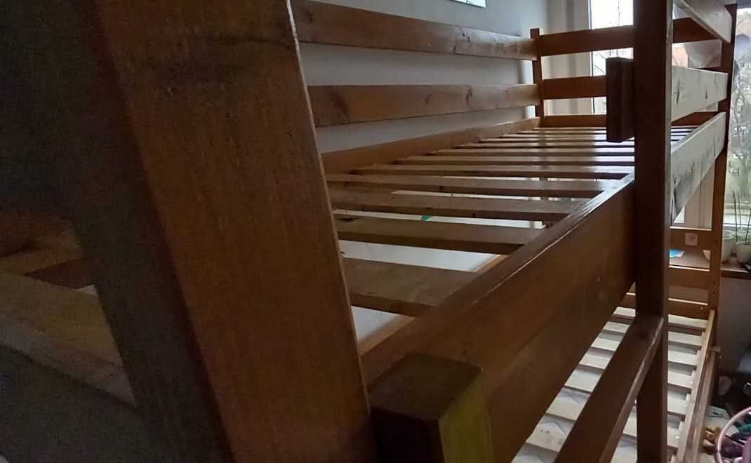 Łóżko piętrowe 3-osobowe dla dzieci – handmade!
