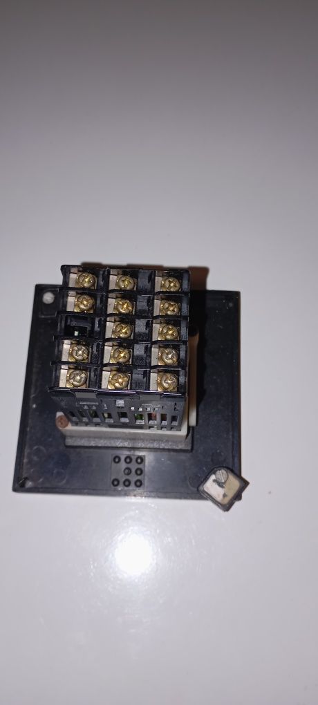 Controlador omron