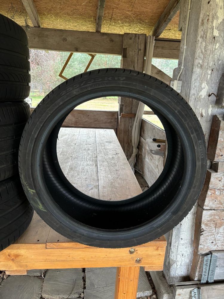 Opony letnie Pirelli 255/35 R19