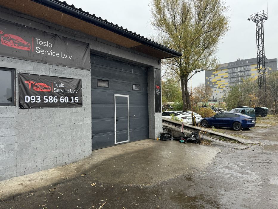 Tesla Service Ремонт model S X 3 y plaid Діагностика Батарея