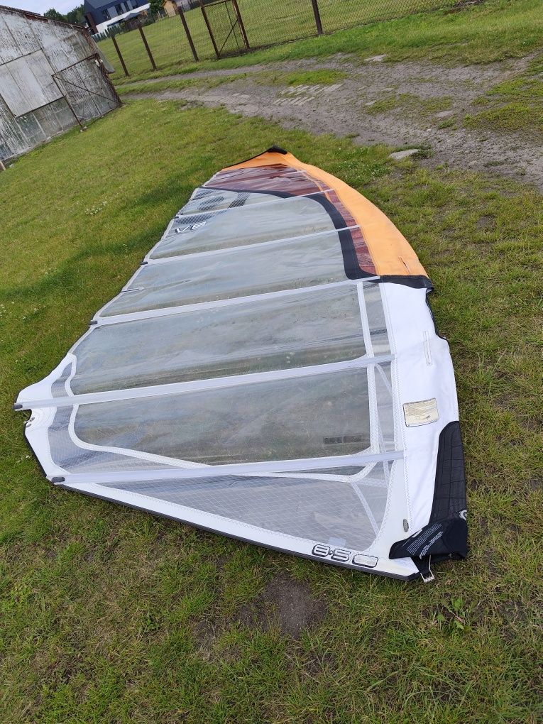Żagiel Neilpryde  8.5 V8 windsurfing Neil Pryde