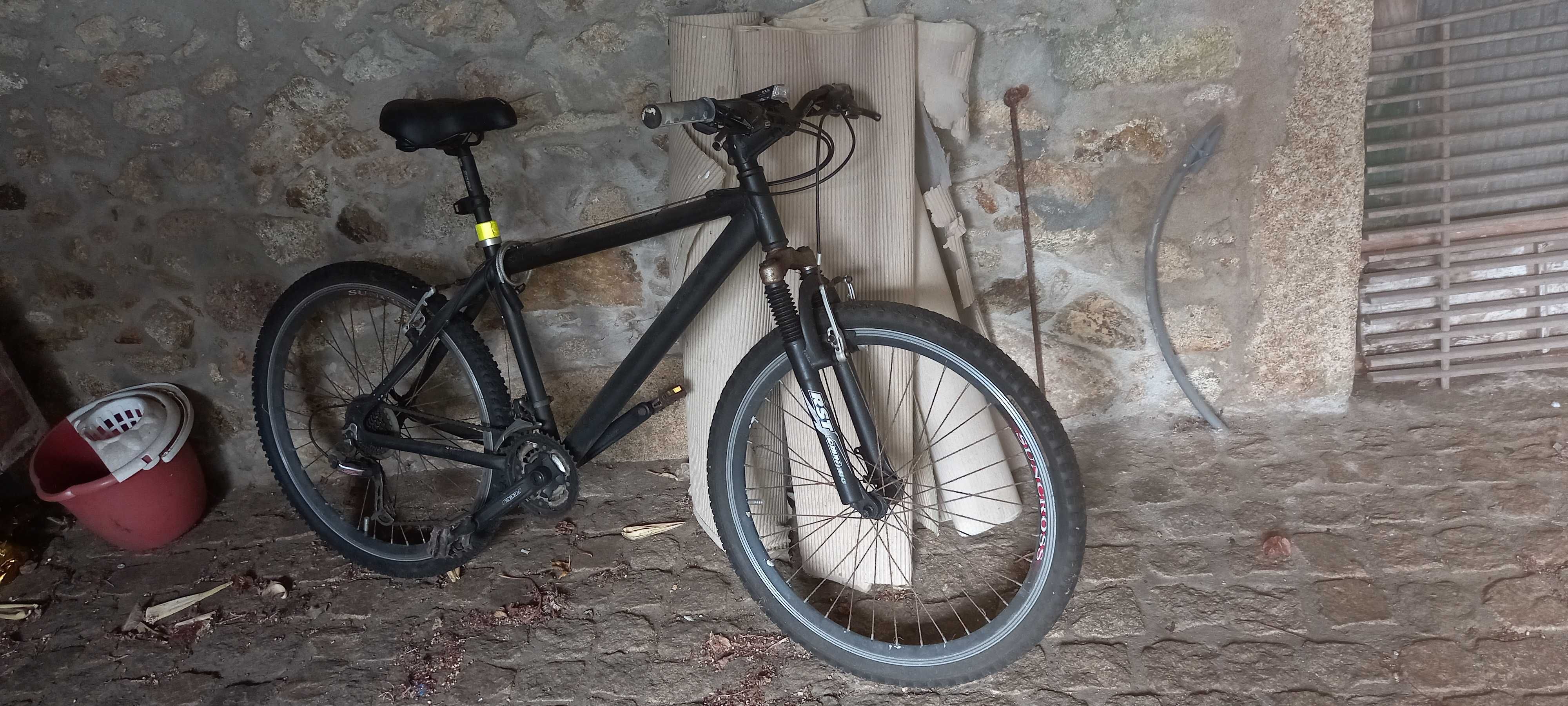 Bicicleta em optimo estado