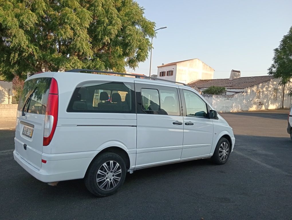 Mercedes Vito 116CDI de 9 lugares de 2012 em estado novo