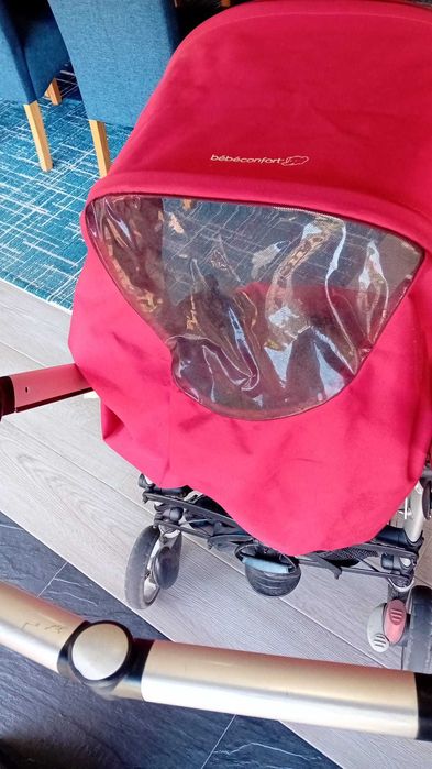 Carrinho Bébé Confort Loola Up vermelho + mala + capa de chuva