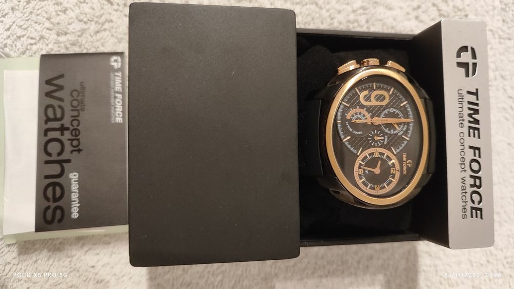 Relógio com assinatura de Cristiano Ronaldo