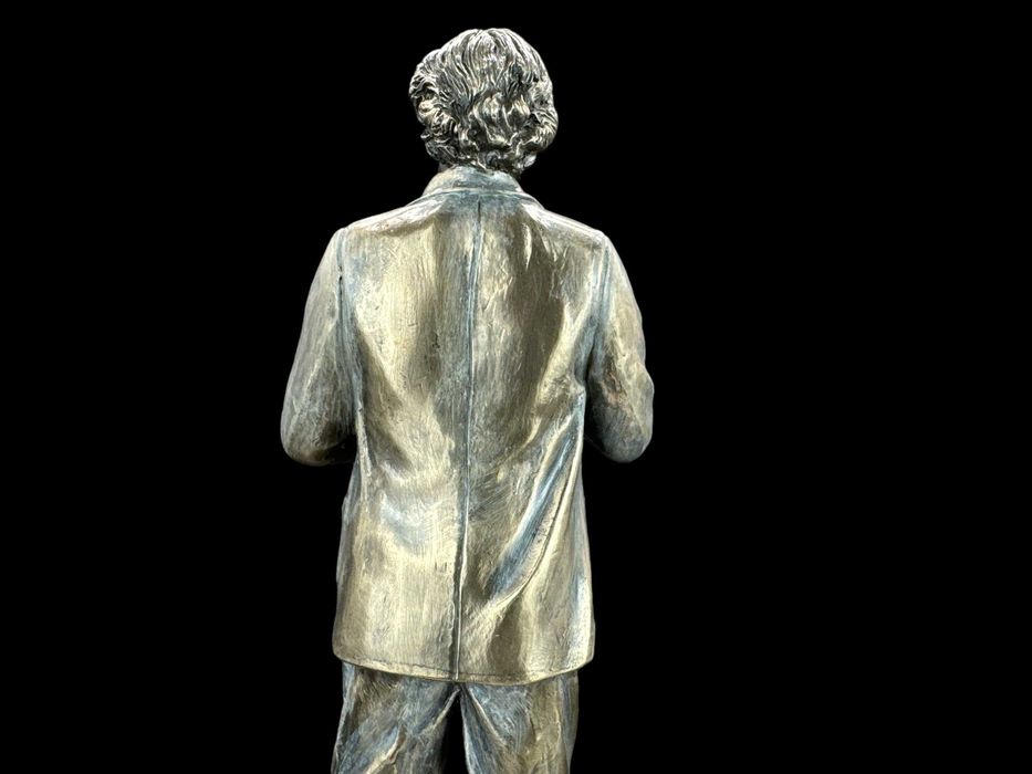 Stojący Mark Twain Veronese Wu77278a4