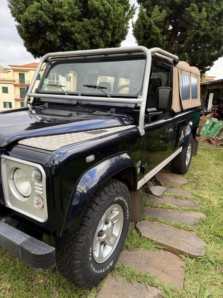 Land Rover Defender 110 Heritage