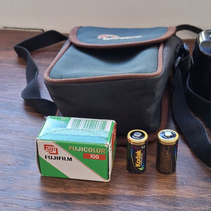 Máquina Fotográfica Olympus IZM 230 Multi AF.