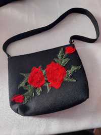 Piękna  torebka z różami