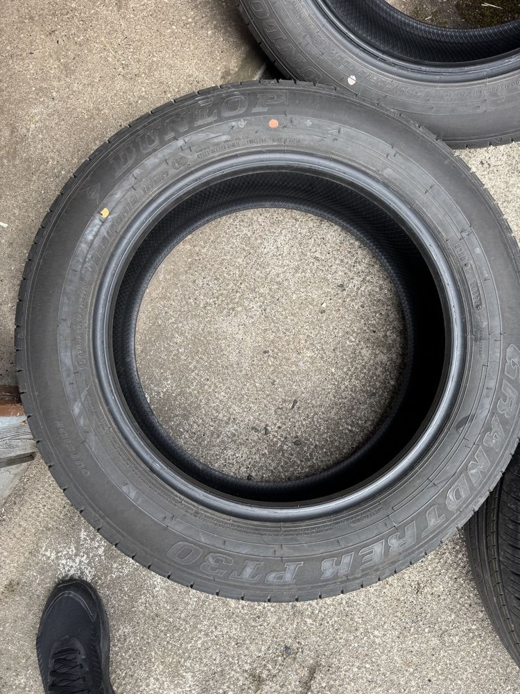 Літні шини Dunlop як нові 225 60 R18 Nissan Rogue Рог X Trail CRV Rav4
