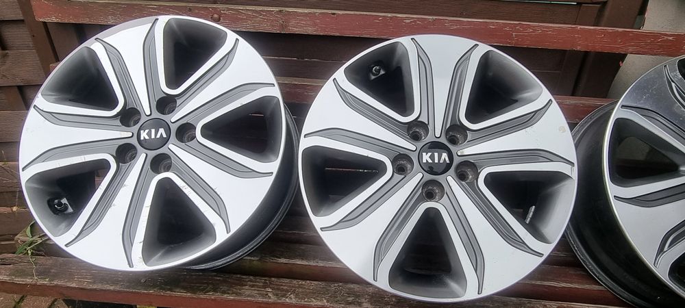 Felgi 5x114,3x17 Kia Hyundai oryginalne