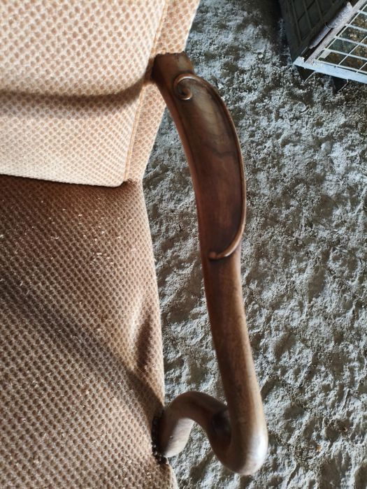 Cadeirões rústicos para restaurar