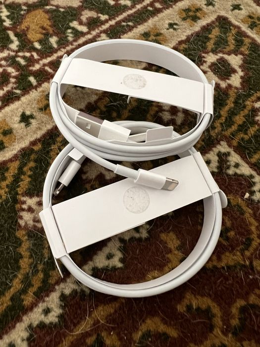 Продам оригинальный шнур зарядки iApple