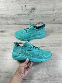 Nike Huarache жіночі кросівки