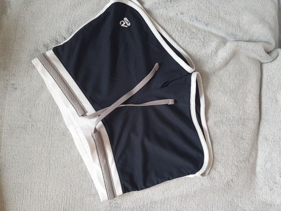 Nowe szorty Nike rozmiar XS