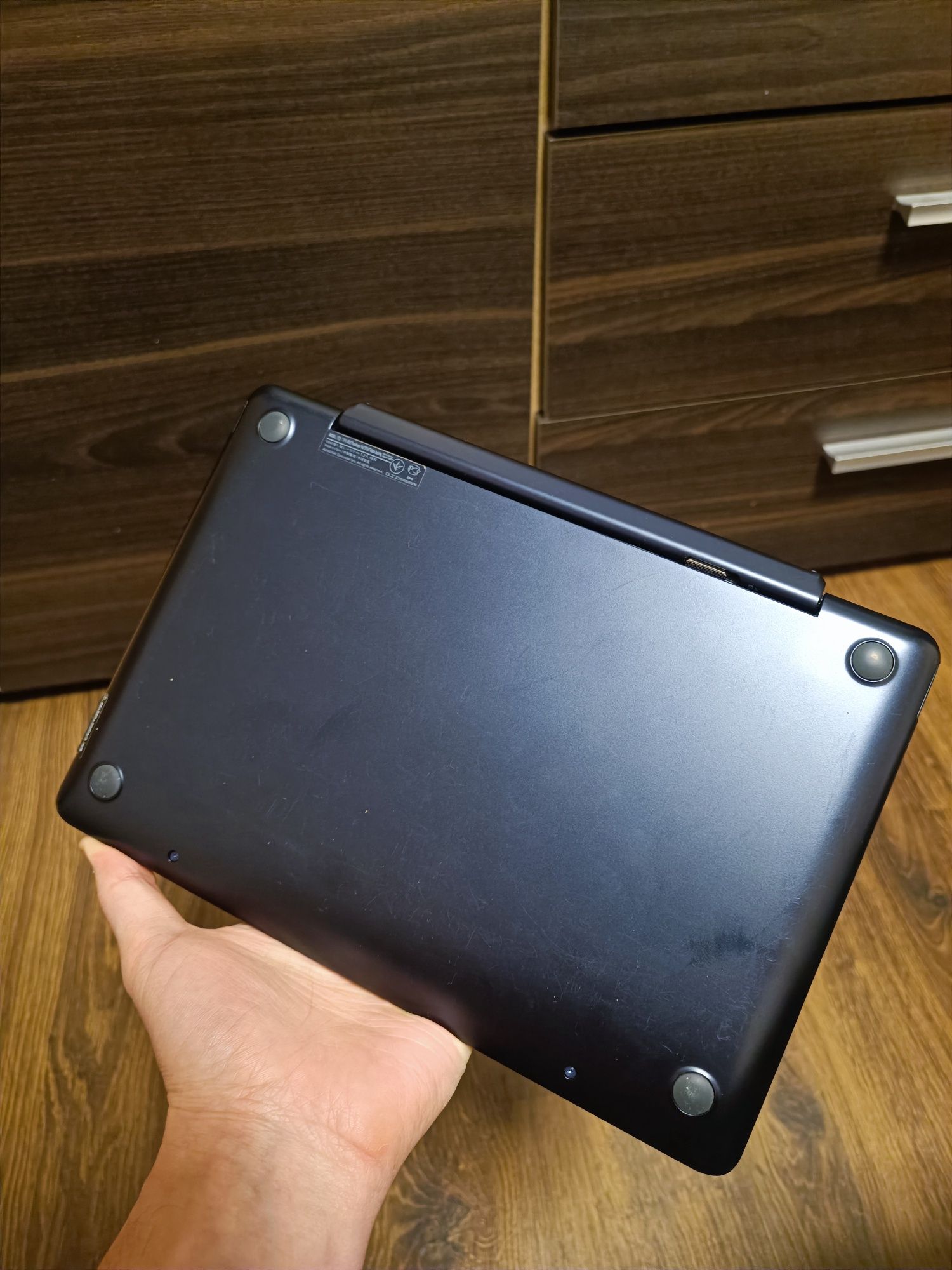 Ноутбук, планшет ASUS Transformer TF300T 16GB