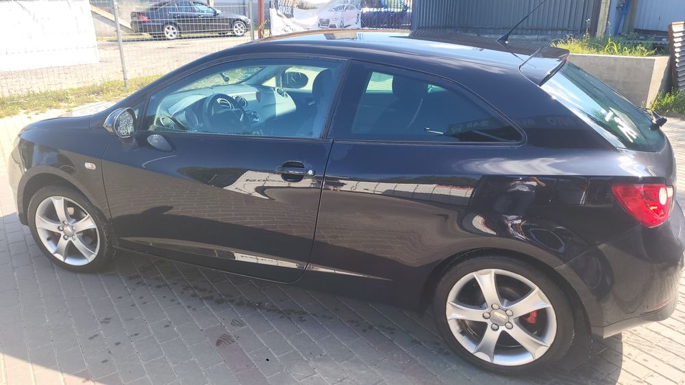 Sprzedam Seata Ibize 1.4 16 V z LPG  2008 r.