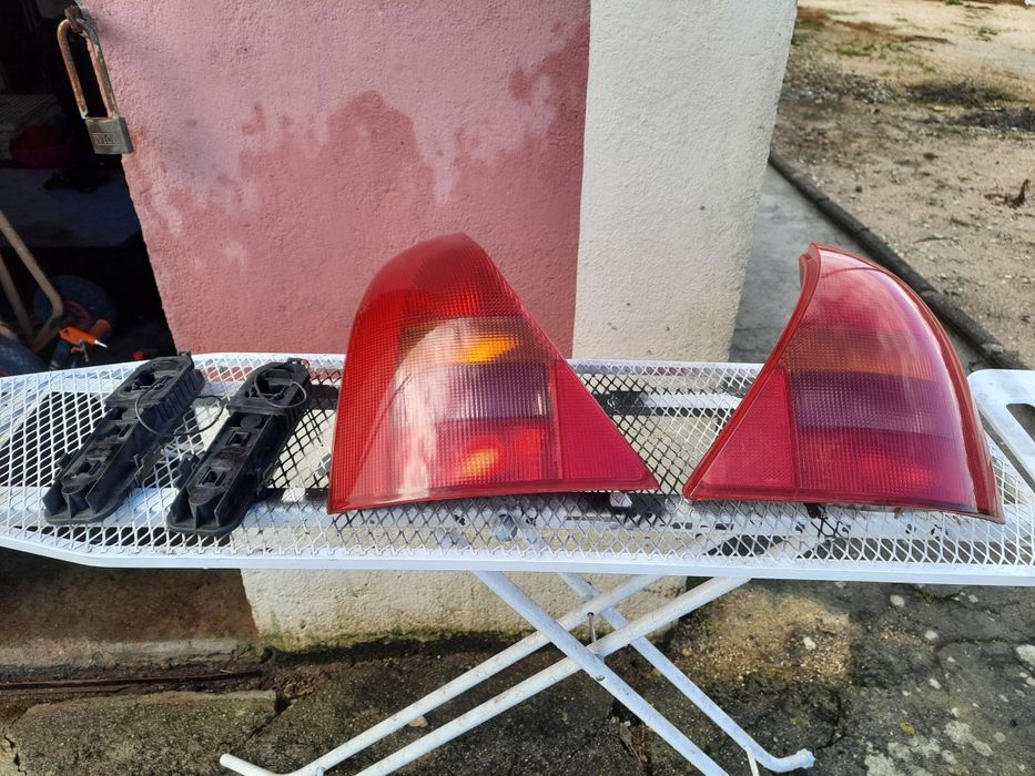 Faróis Renault Clio 2 fase 1