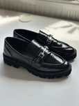 Loafersy czarne Reserved 40