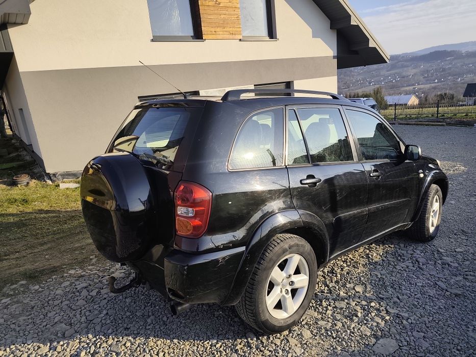 Toyota RAV4 2004r polift z Włoch zdrowa bez rdzy  2.0 D4D  4x4 diesel