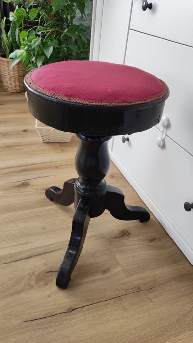 Banco de Piano Antigo