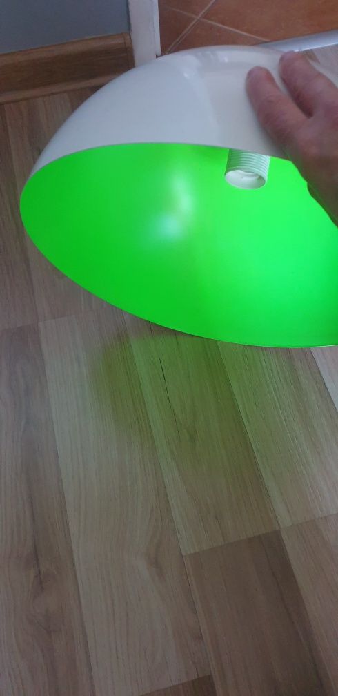 Lampa,klosz biala -seledyn