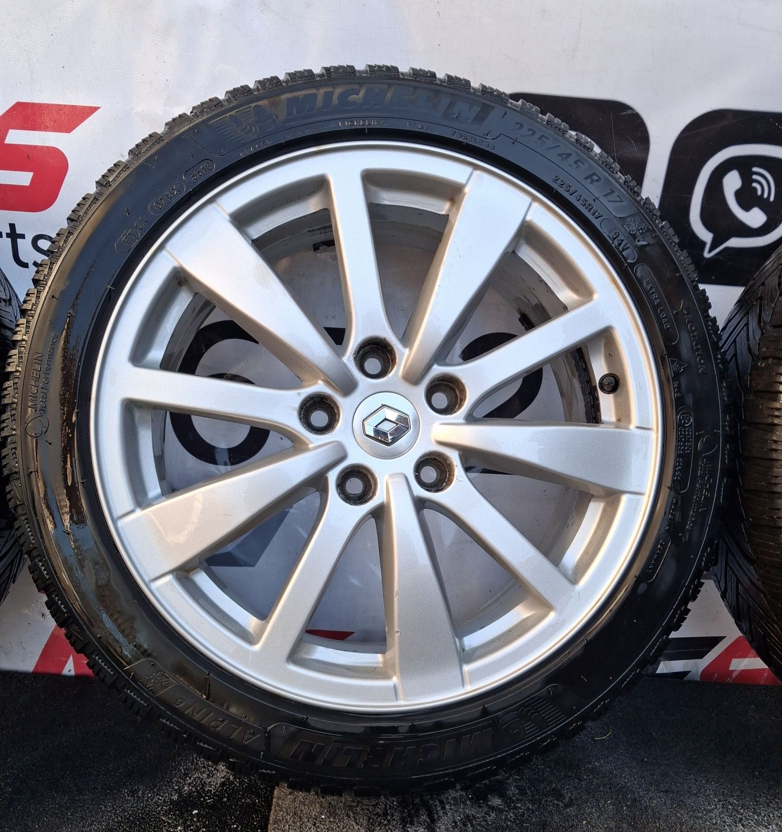 Диски R17 5×114.3 ET47 J7 DIA66.1 225/45/17 renault laguna 3