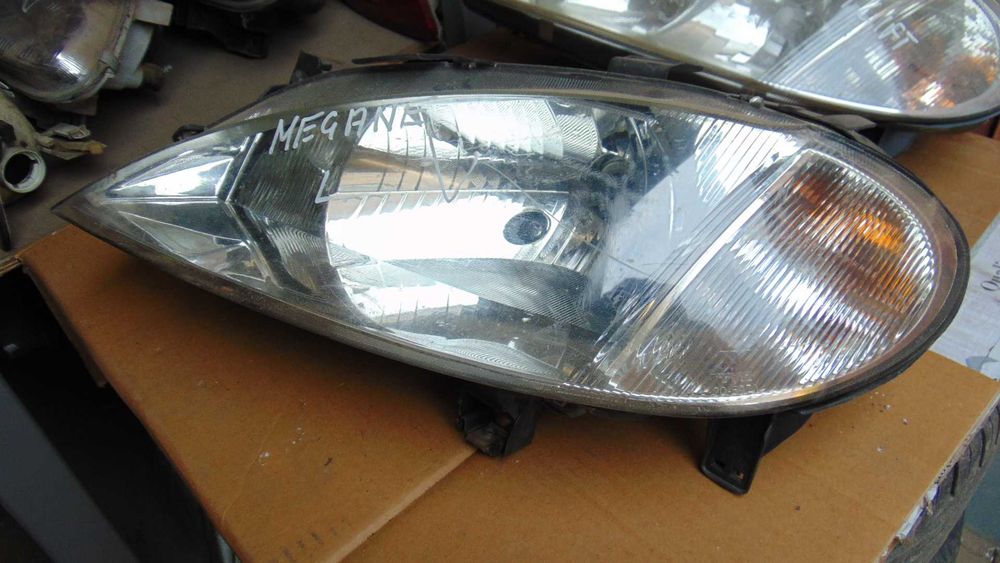 Wrz55 Lampa lewa przednia renault megane 1 lift żarówka h4 wysyłka