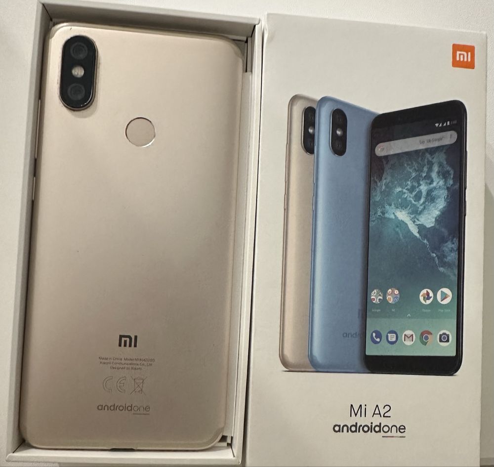 Продам телефон Xiaomi(Mi) A2 4/64