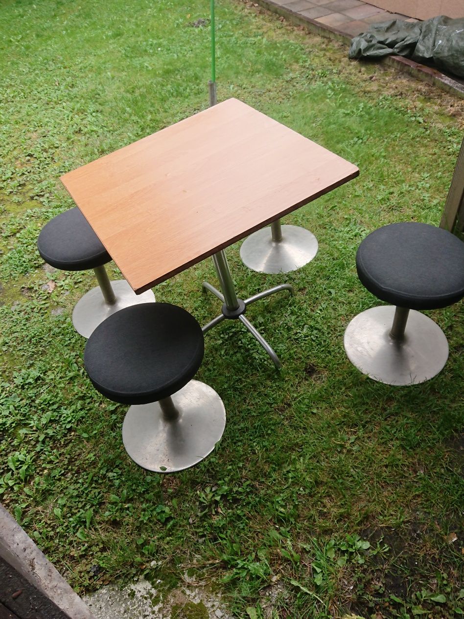 Stół stolik stoliki