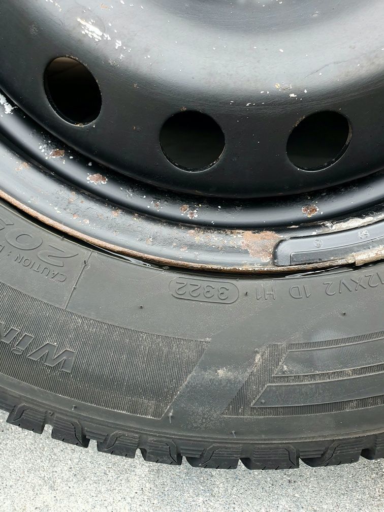 4 × koła zimowe do opel (renault)  viwaro 205/65R16C hankook