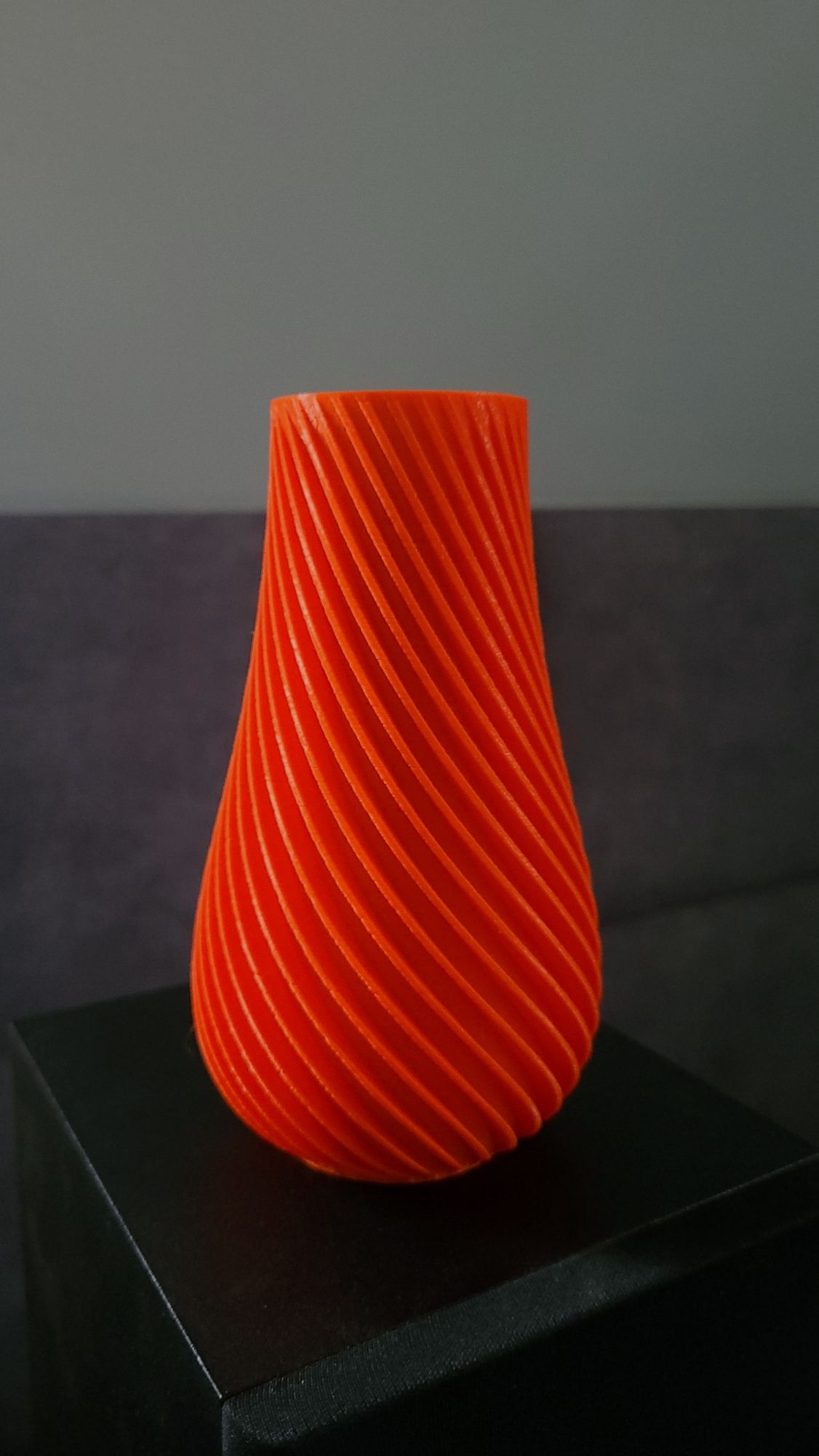 Wazon 3D Spiral Flow - nowoczesny design