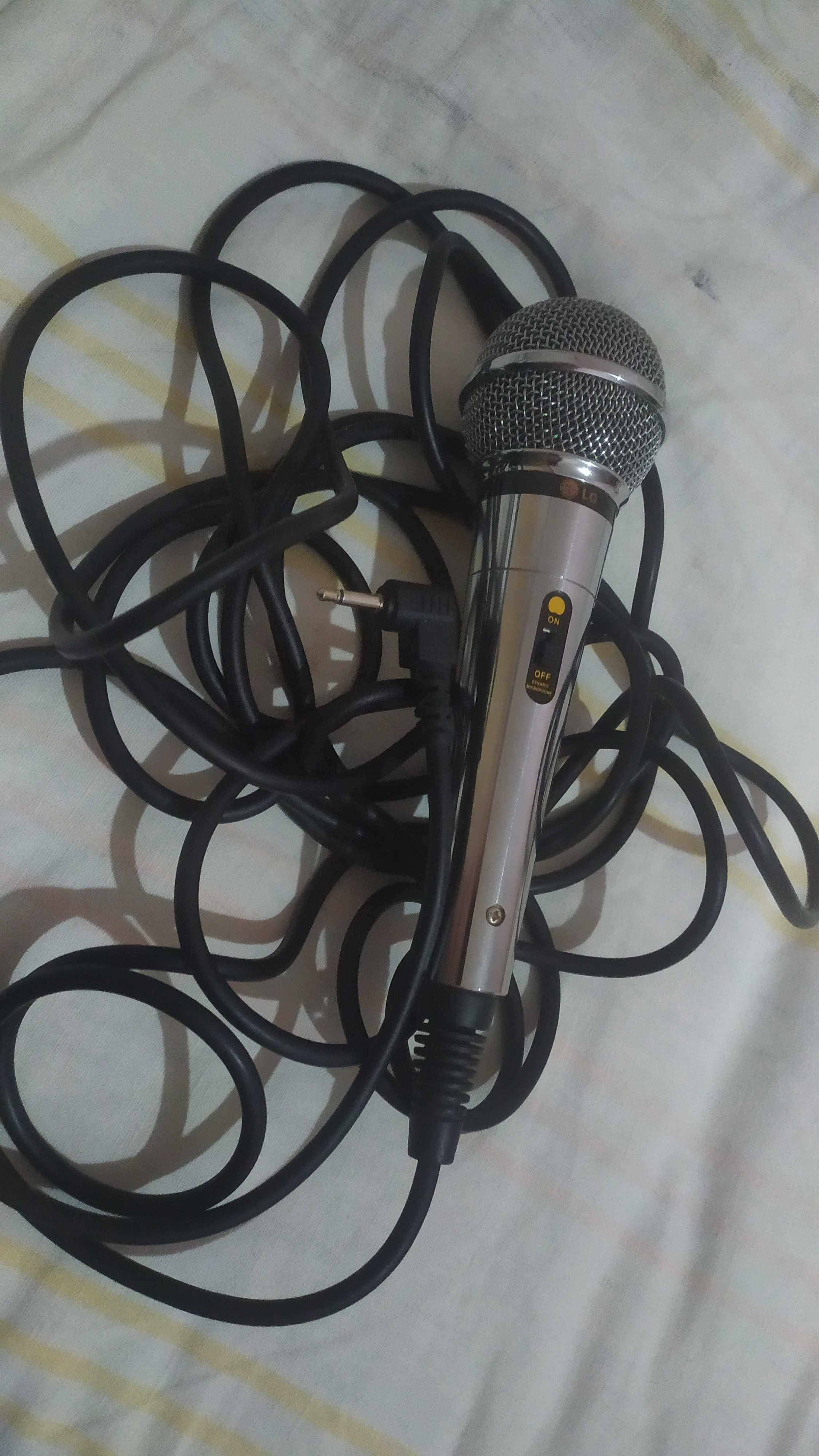 Микрофон LG IMP-400 с длинным шнуром разъём 3.5 штекер