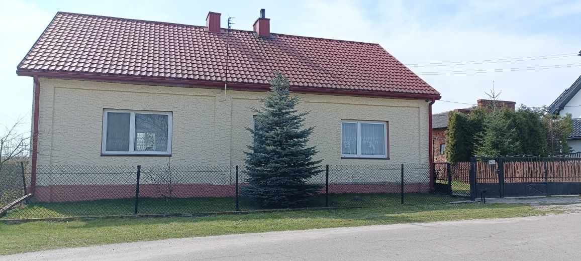 Sprzedam dom z budynkiem gospodarczym 20km od Łodzi