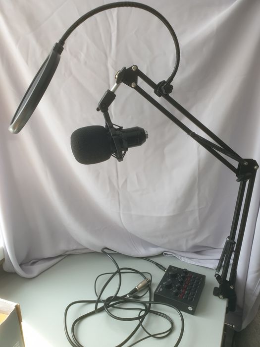 Zestaw mikrofon z kartą dzwiękową