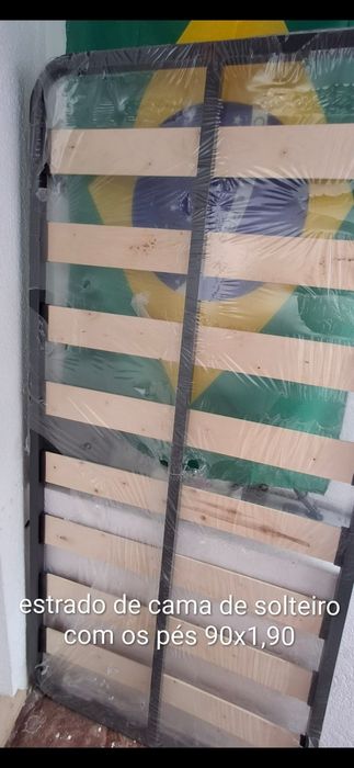 Estrado de cama de solteiro 90x1,90