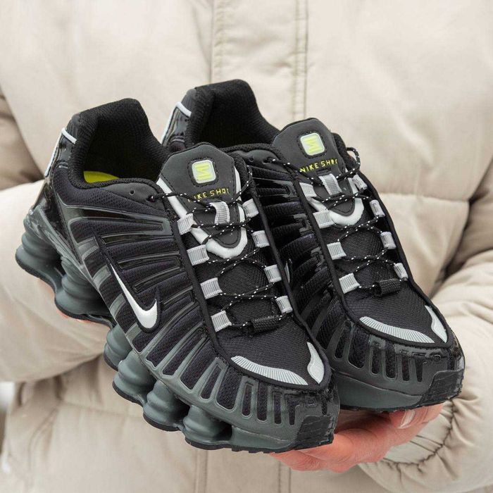 Унисекс черные кроссовки Nike Shox TL чорні кросівки найк шокс тл білі