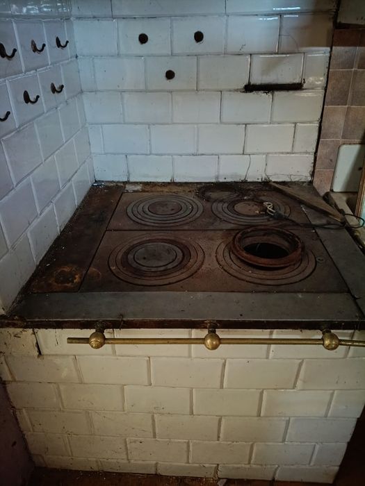Kuchnia kaflowa do rozbiórki