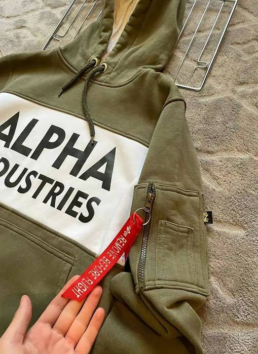 Alpha Industries 
Розмір - s
Без дефектов