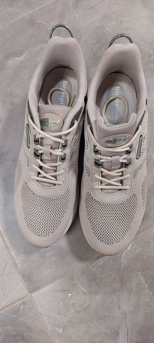 Кроссовки женские 41 р.