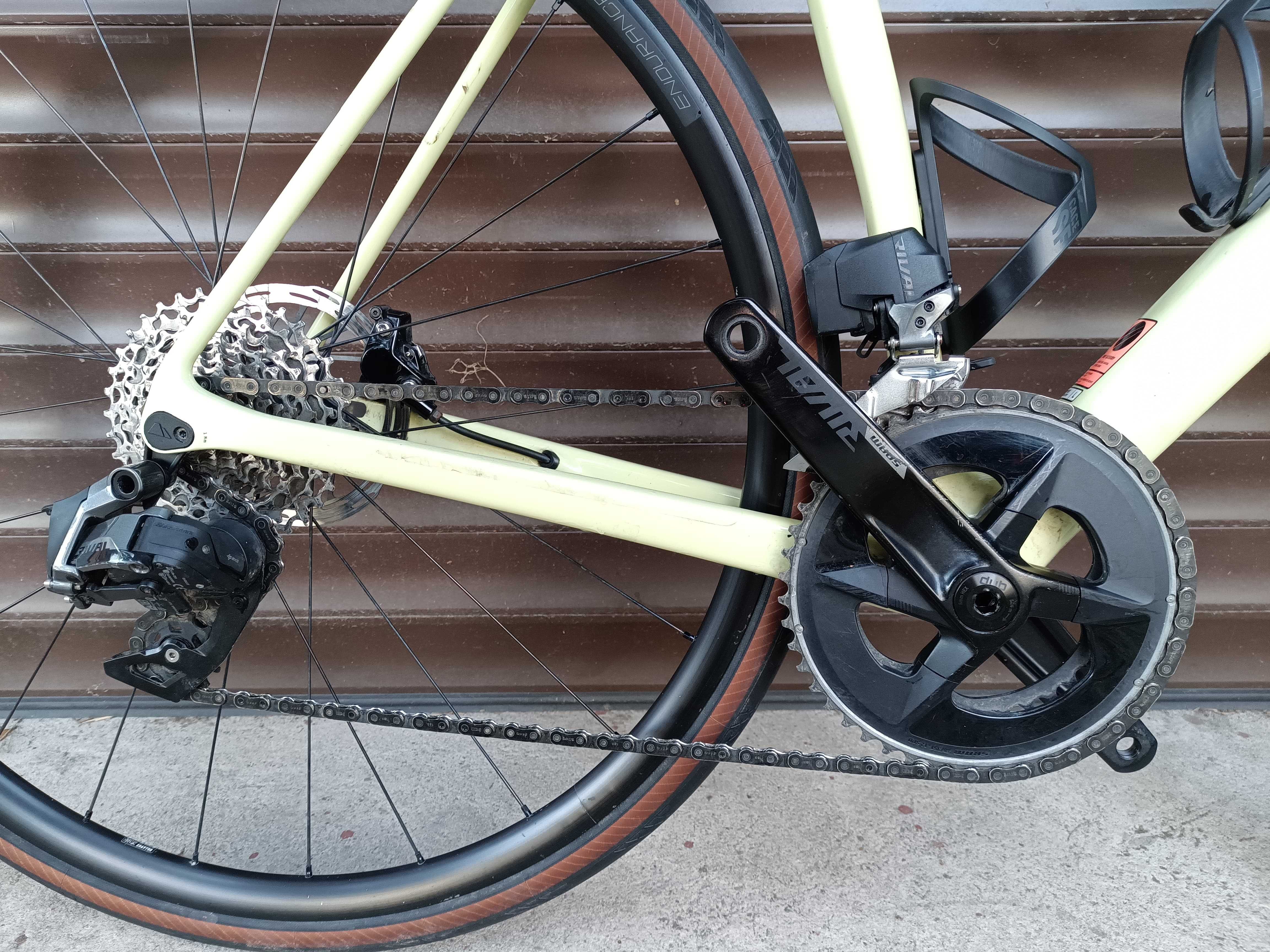Rower Canyon Endurace CF SL 7 eTap Sram Rival AXS rozmiar L