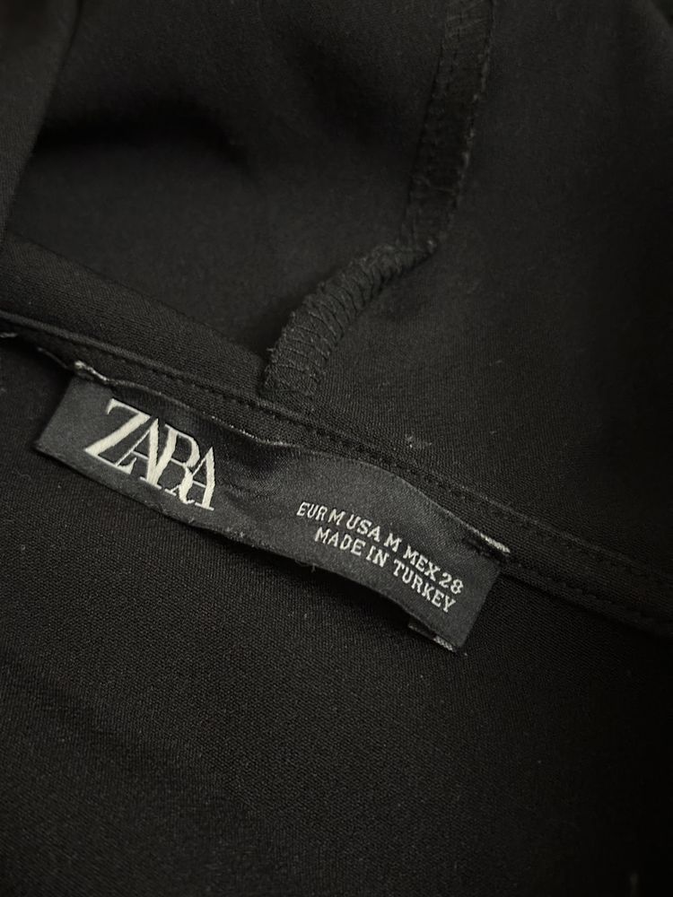 Жіноча кофта від Zara