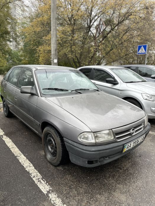 Opel Astra F на ходу