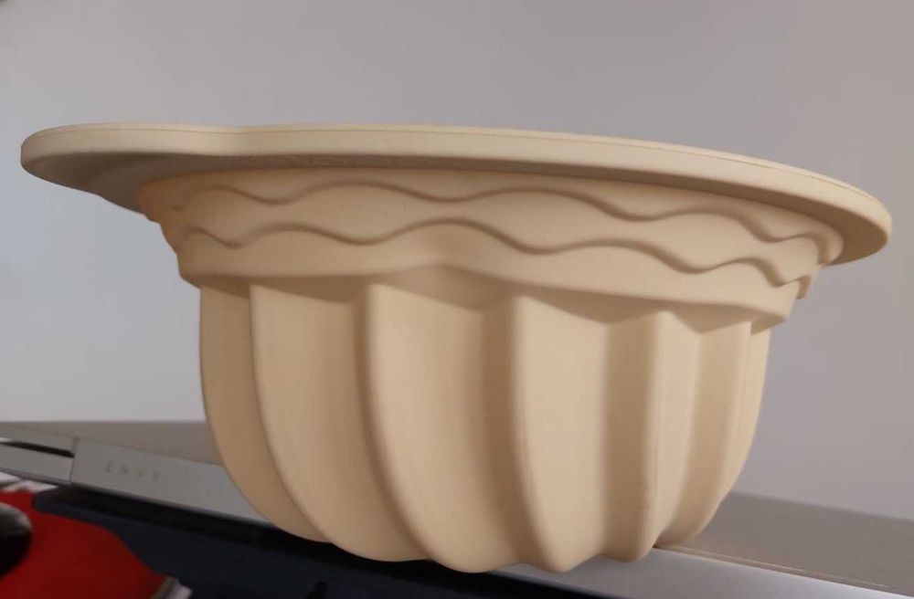 Formas de Pudim, Metálica 18cm., e em Silicone 20cm.