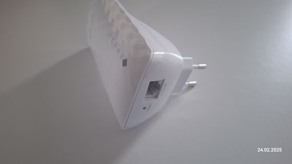 repeater wifi AC750 TP-Link Uniwersalny wzmacniacz WiFi