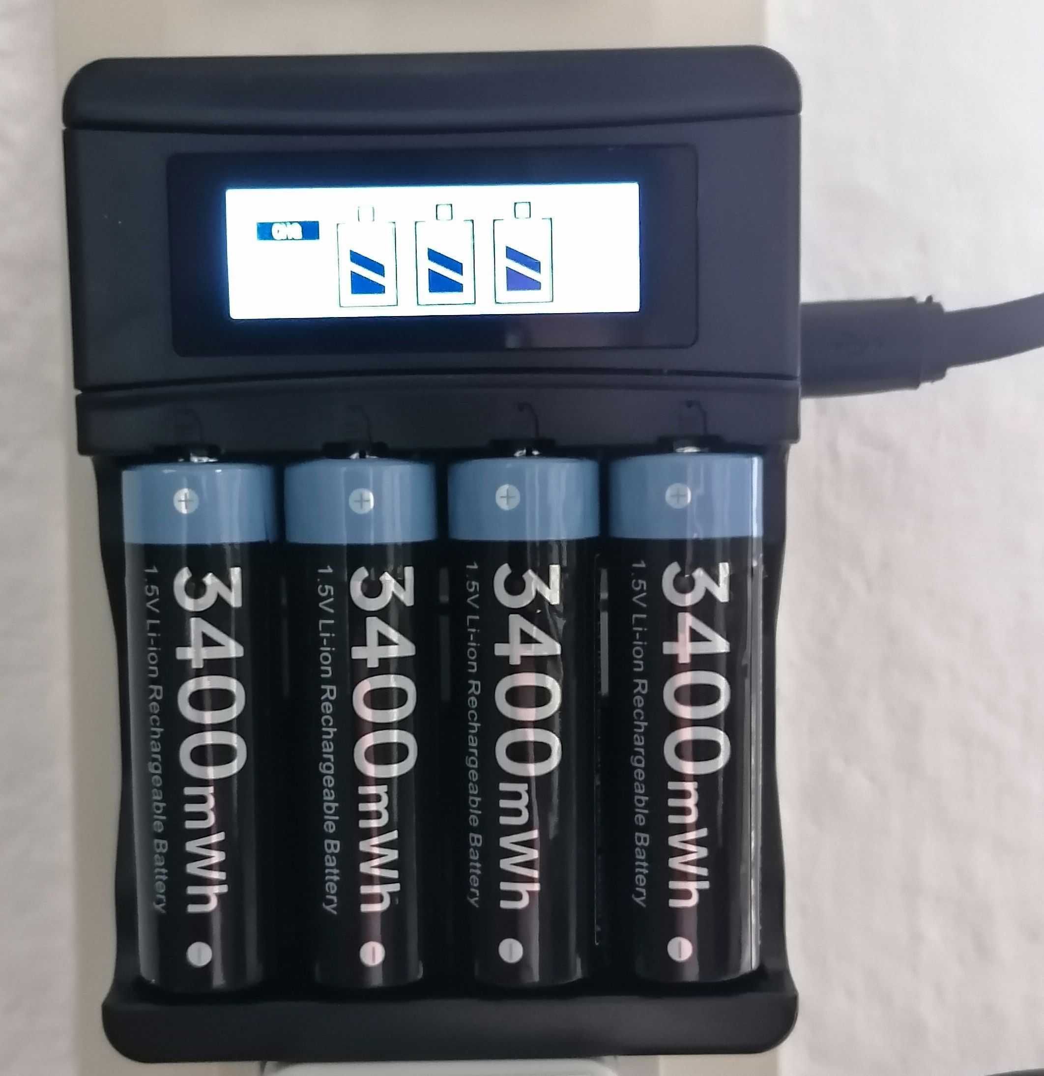 Зарядное устройство PALO и литий-ионные батареи 4 шт ААА на 1.5 В