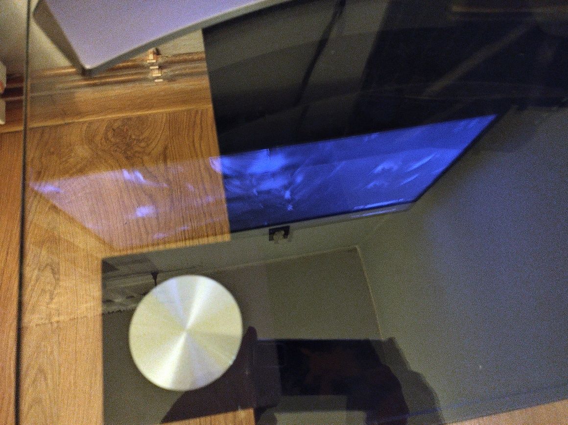 stolik pod telewizor szklany