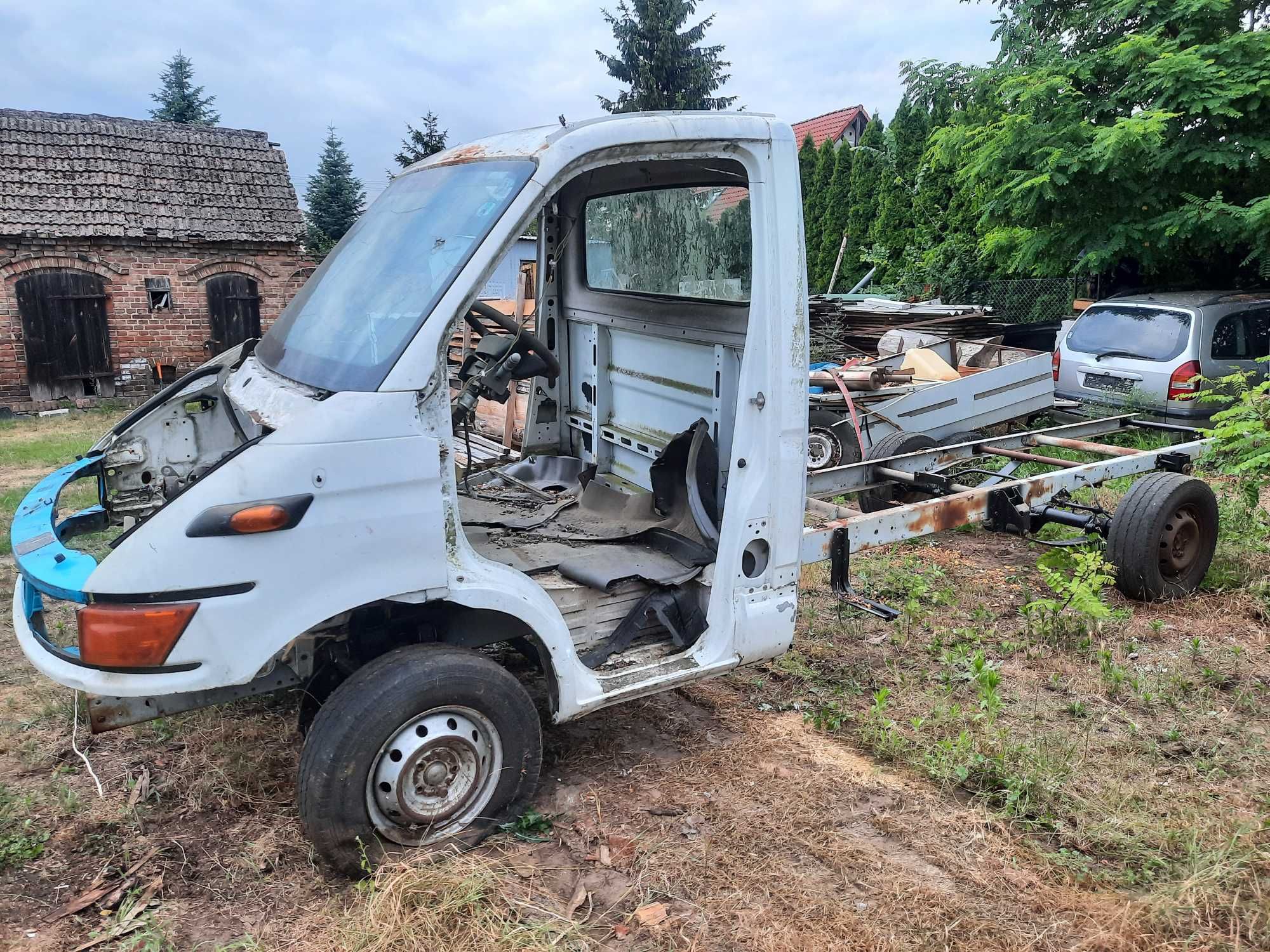 dostawczy bus iveco