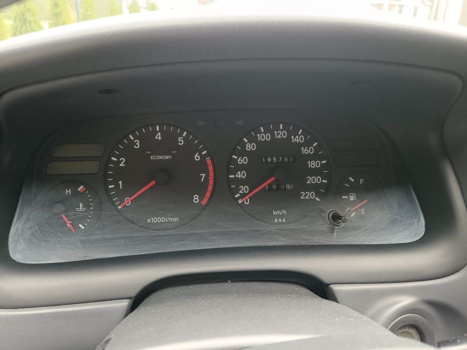 Toyota Corolla 1.3 XLI drugi właściciel