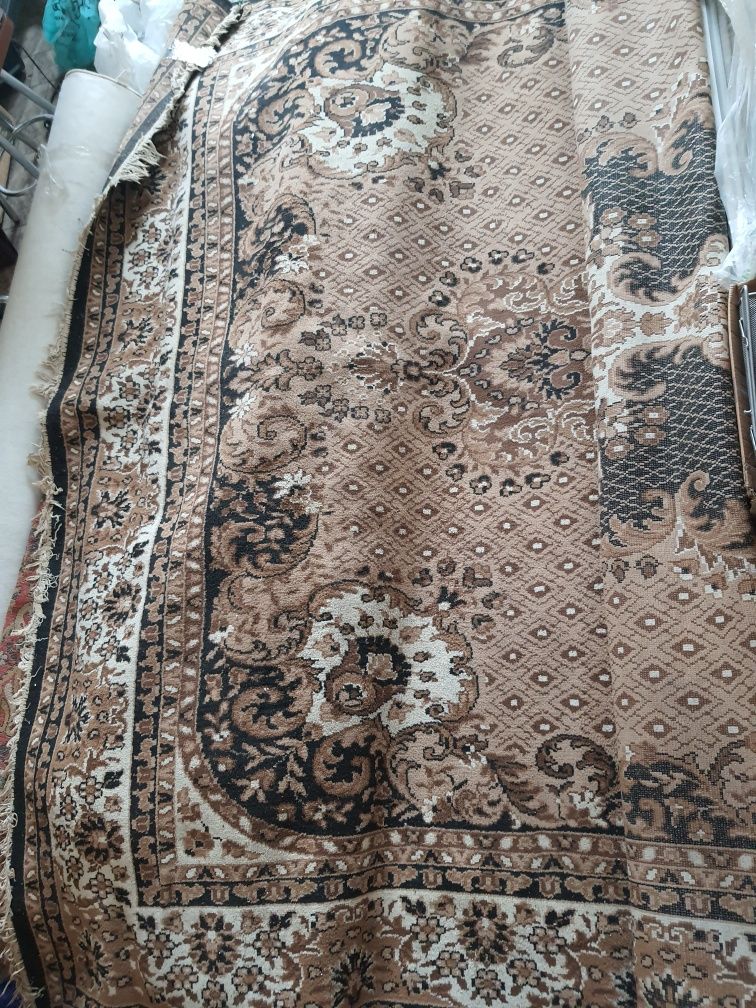 Продам килими сучасні і радянські